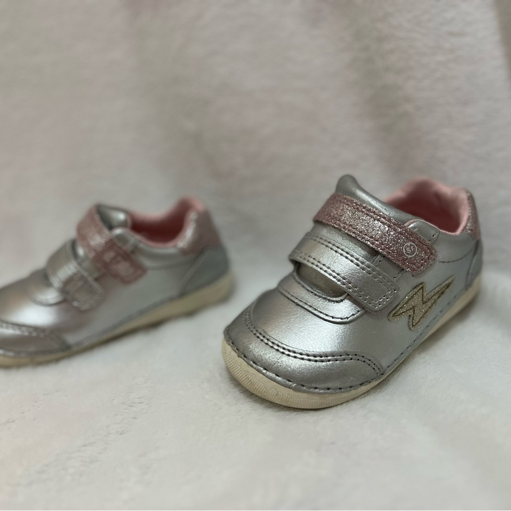 Stride Rite Kennedy sneakers